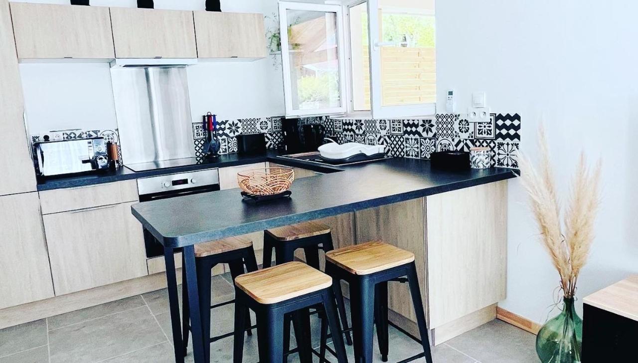 Loft24 Fibre Tout Compris Ussat Bagian luar foto