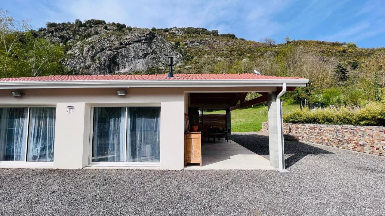 Loft24 Fibre Tout Compris Ussat Bagian luar foto